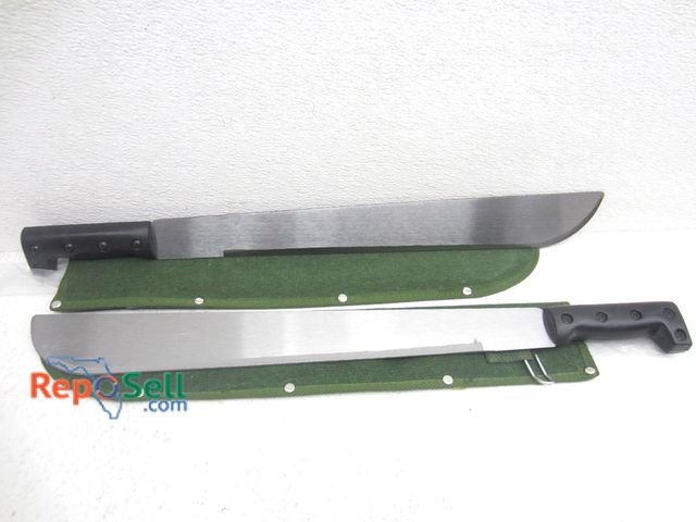 Lot 31-7030 - (2) New Machete's With Sheaths 22.5" Long