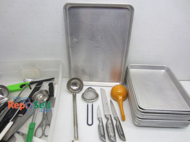 Lot 31-5360 - (12) Aluminum Sheet Pans And Restaurant Acces: (11) Sheet Pans 10"x13" And (1) 13"x18", Labels, Impe...