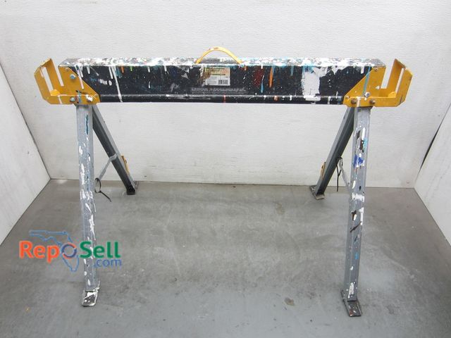 Lot 31-4110 - Plastic Folding Sawhorse