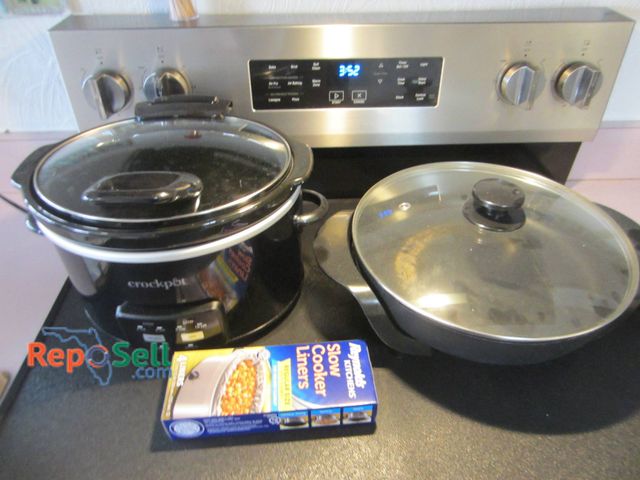 Lot 31-8672 - Crock-Pot Model CPSCVS40HL-BP Slow Cooker, Electric Skillet, And Slow Cooker Liners, Both Power On
