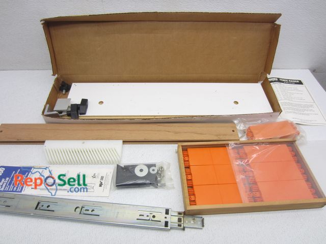 Lot 31-1293 - Jointech Smart Fence Plus Fence Raiser #FR-24 for Router Tables - Appears Complete