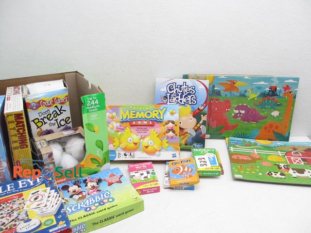 Lot 31-3084 - Lot of Children's Games, Puzzles, Cards