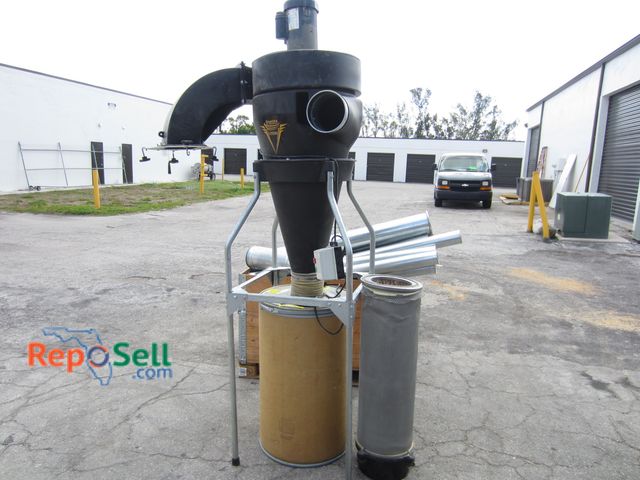 Lot 31-5224 - Oneida Air Systems Cyclone Dust Collector With Duct Work - Power On