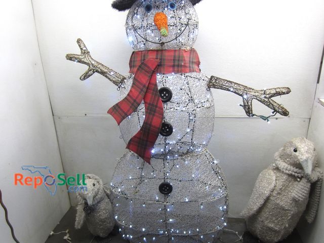 Lot 31-9083 - (3) Christmas Lawn Lite-Up Decor: 6' Snowman And (2) Penguins - All Power On