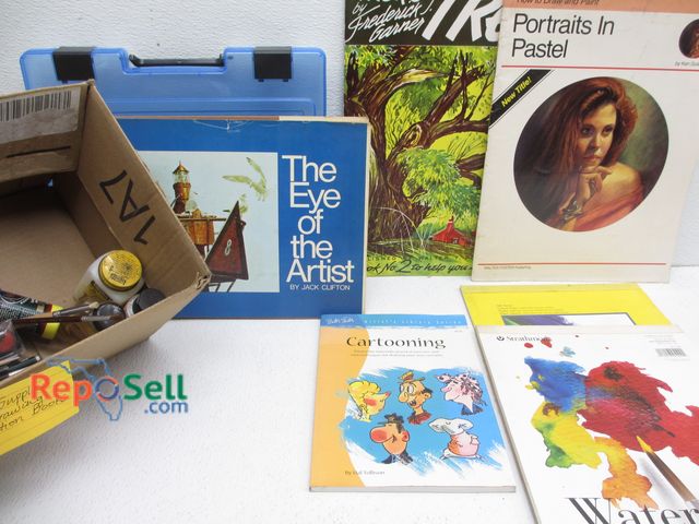 Lot 31-1352 - Art Supplies, Drawing Instruction Books