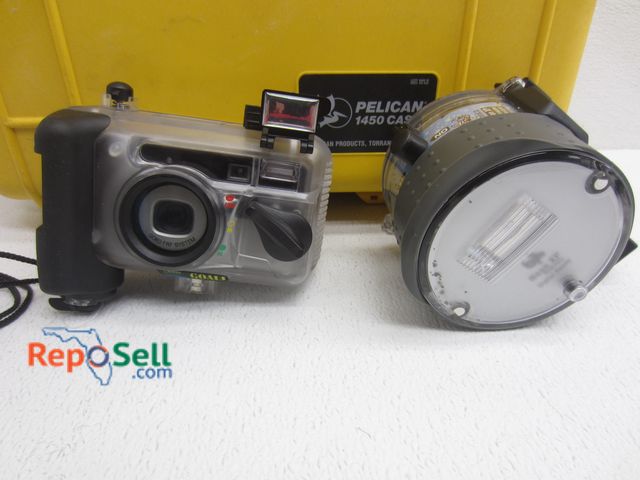 Lot 31-9065 - Goko Macromax Underwater Scuba Camera With Pelican 1450 Case And Acces