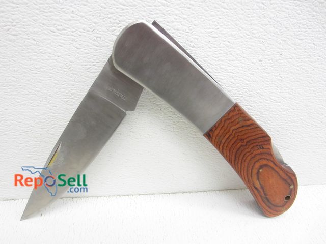 Lot 31-2495 - Maxan Knife 18.5" L With Case