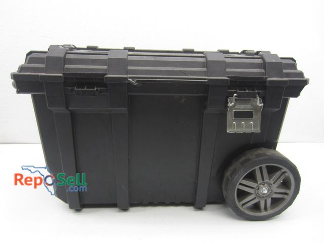 Lot 31-9148 - Husky 15gal Jobsite Tote on Wheels