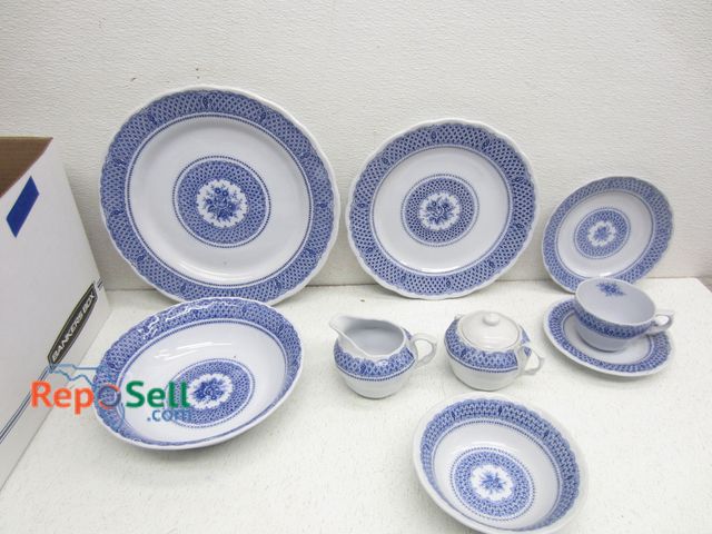 Lot 31-5103 - Lot of Japanese China Kingstone by Nikko