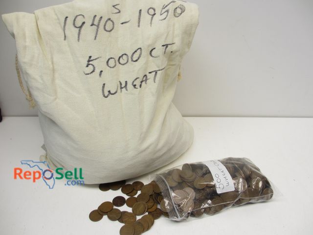 Lot 31-5441 - (5,000) Wheat Pennies and Bag