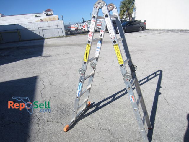 Lot 31-2104 - Krause Multimatic Ladder