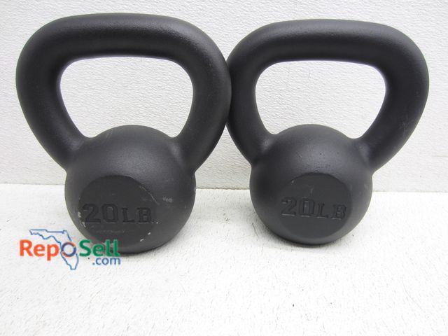 Lot 31-6259 - (2) 20 lb Kettle Bells, 40 lbs Total Weight
