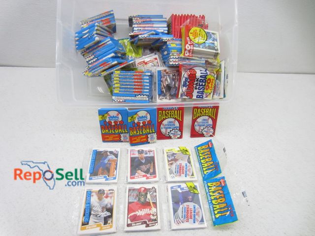 Lot 31-6139 - Lot of Baseball Cards and Packs, Many are sealed: Fleer, Topps, 1990, 1991, etc.