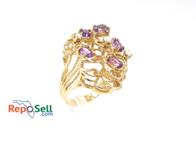 Lot 31-5000 - 14K Yellow Gold Amethyst Ring Size 7.5 - 9.2g total