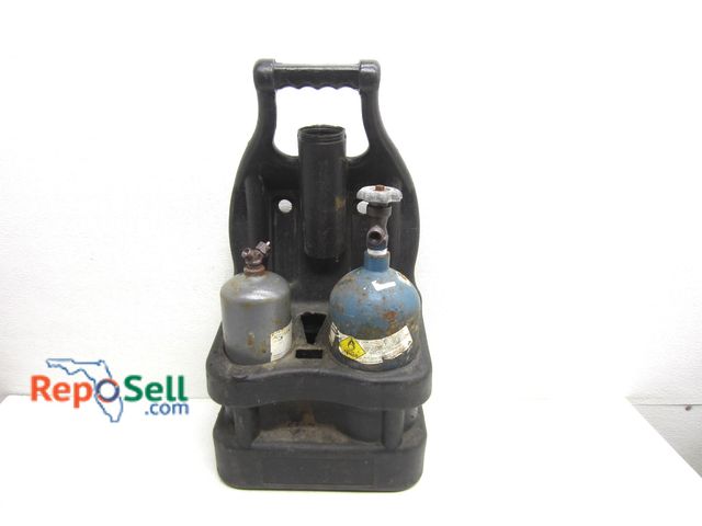 Lot 31-3258 - Oxy Acetylene Torch Set (no regulators) empty bottles