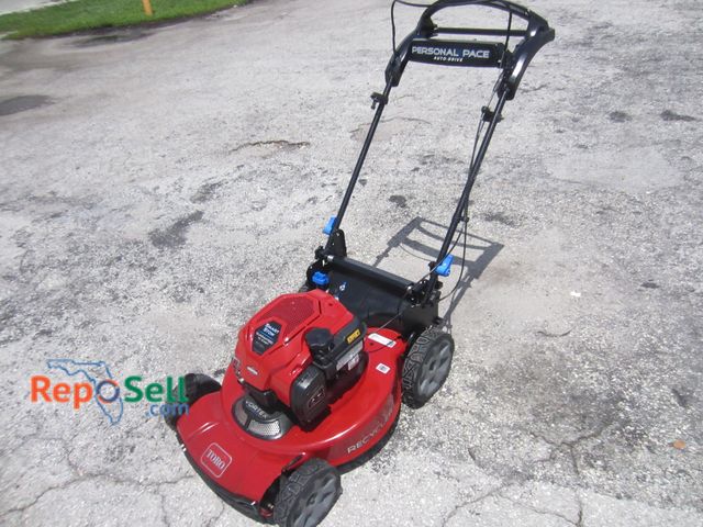 Lot 31-7113 - Toro Smart Stow Self Propelled Lawn Mower - Ran When Tested