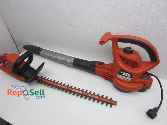 Lot 31-6109 - (2) Black &amp; Decker Corded Tools: 1 - 22" Hedge Trimmer #HT012, 1- Blower/Vac Up to 240mps #LH500...