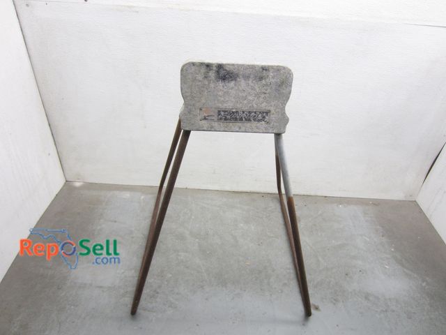 Lot 31-3396 - Vintage Evinrude Boat Motor Stand