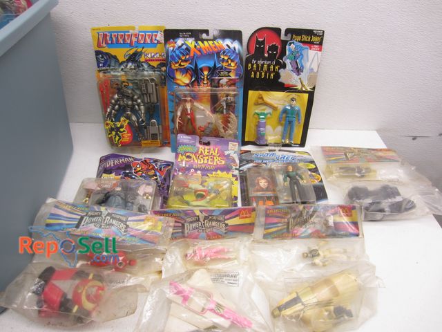 Lot 31-7294 - Lot of Toys - Mostly Sealed: Ultraforce, Power Ranger, etc.