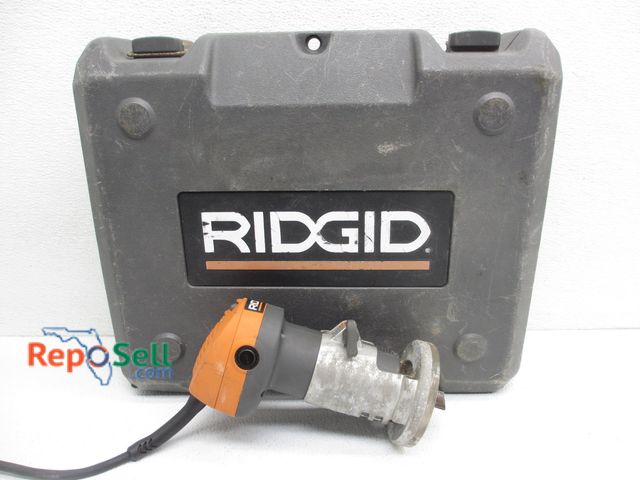 Lot 31-8055 - Rigid Router With Case #R2400 - Power On