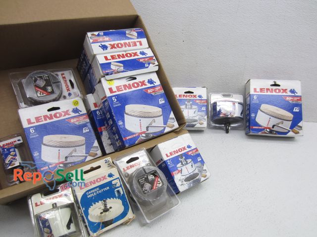 Lot 31-9394 - (15) New Hole Saw Bits 1-6", 3 Have Mandrels