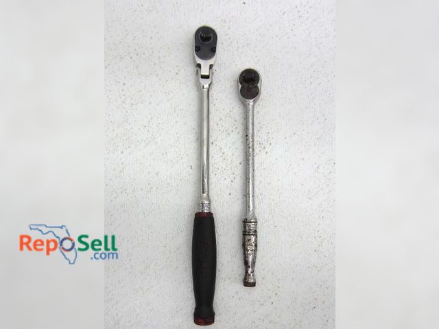 Lot 31-5447 - (2) Snap-On 3/8 Drive Ratchets