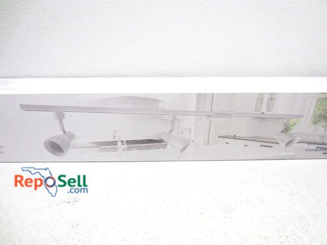 Lot 31-9091 - New Lithonia Lighting 4' Track Kit