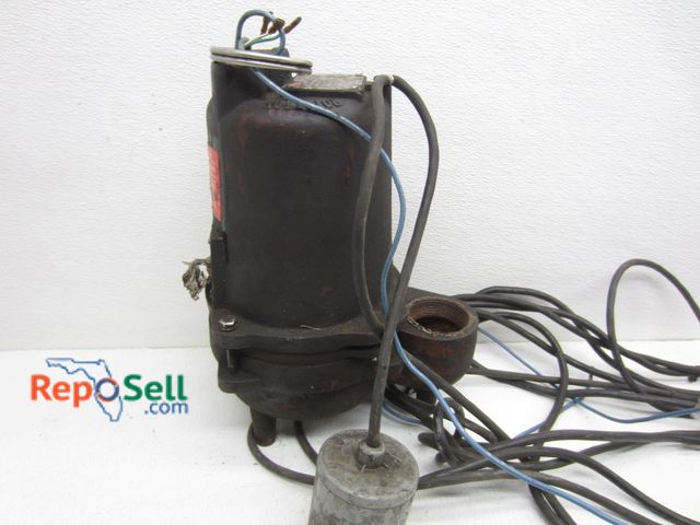Lot 31-3351 - Dayton Sump Pump 3BB87 .40HP