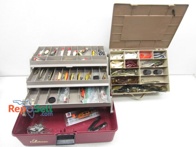 Lot 31-9463 - (2) Tacleboxes With Lots Of Jigs And Worms