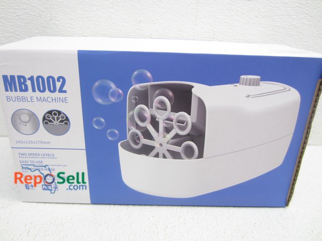 Lot 31-4260 - New MB1002 Bubble Machine