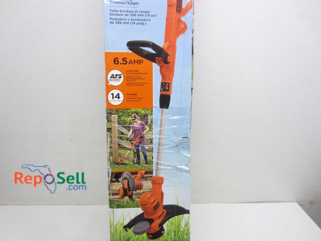 Lot 31-1449 - Black &amp; Decker Corded 14" String Trimmer/Edger 6.5AMP #BESTA510 - Some Box Damage