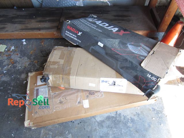 Lot 31-1084 - MadJax Nerf Bar Set For ICON Lifted Golf Carts And Precedent Rocker Panels