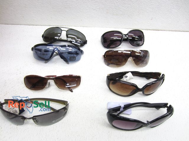Lot 31-6463 - Lot Of Men's And Women's Sunglasses, Assorted Styles