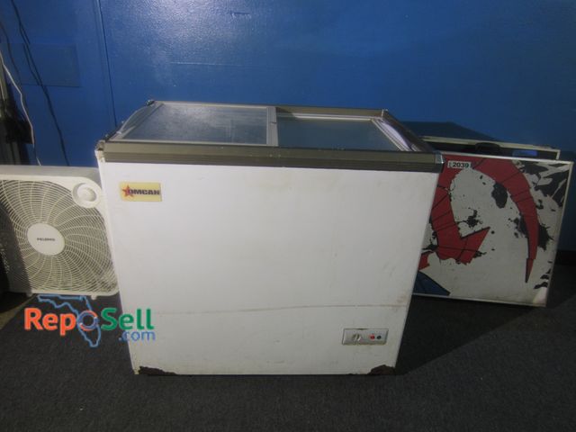 Lot 31-2040 - Omcan Freezer #342131 - Powers On/Cold