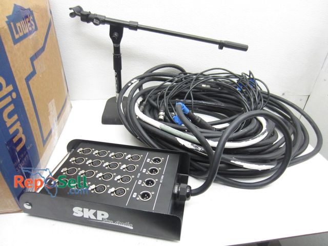 Lot 31-5030 - Lot of Pro Audio Equipment: Microphone Stand, Various Cords, Etc. &amp; (4) DJ Lights, Tested - 1 Po...