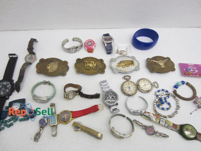 Lot 31-1396 - (4) Belt Buckles, Pocket Watches, Watches, Jewelry, etc. - Watches not running