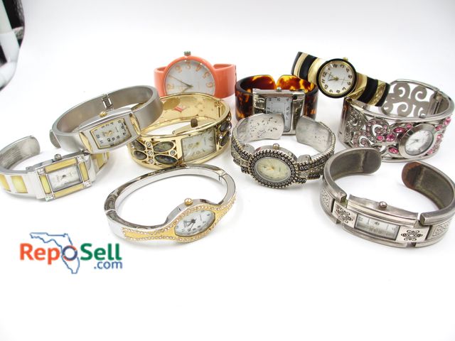 Lot 31-2036 - (10) Ladies Cuff Watches - All Running/New Batteries: Many Geneva, Japan Movement, Stainless