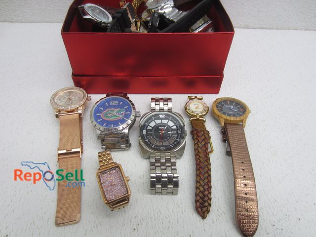 Lot 31-6389 - Lot of Watches: Mens/Womens, Various Styles &amp; Brands - FL Gators, Temreaur, Jessica Heart, etc.