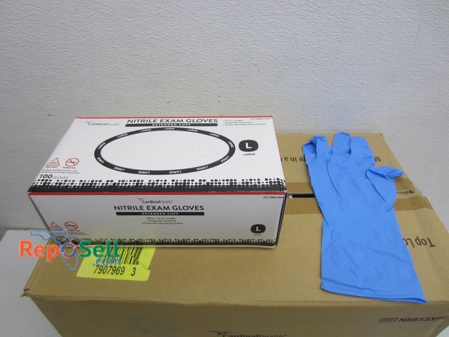 Lot 31-6039 - (800) Cardinal Health Nitrile Long Exam Gloves Size Large #N8853XFB