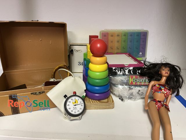 Lot 31-1092 - Estate Lot: Note Cards, 1990 Mattel Doll, etc.