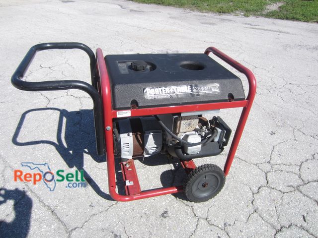 Lot 31-3286 - Porter Cable Generator 5250W #DS1525-W - Has Compression