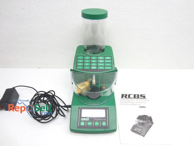 Lot 31-9594 - RCBS Charge Master Scale &amp; Automatic Dispenser, Powers On