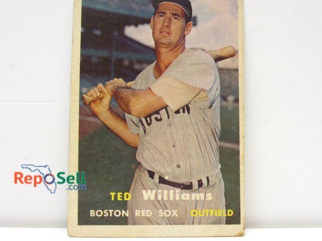 Lot 31-6021 - 1956 Ted Williams #1 Baseball Card