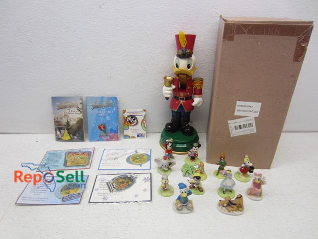 Lot 31-6385 - Disney Trading Pins, Disney Ceramic Figures, 1990 Wood Donald Duck Soldier, etc.