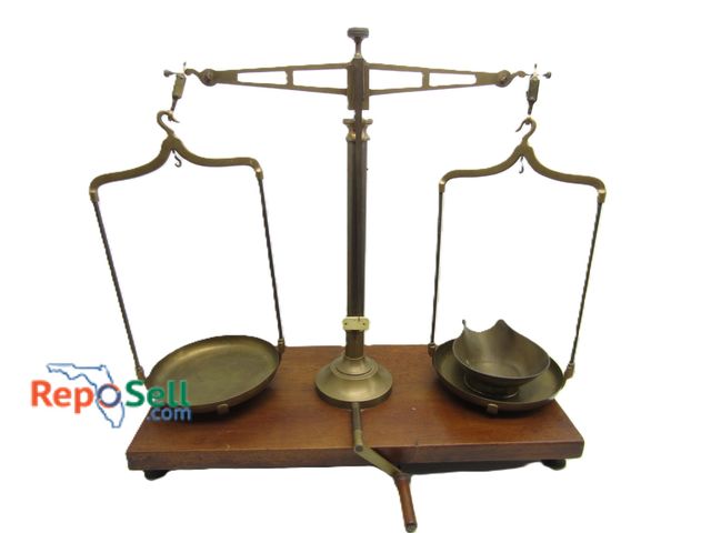 Lot 31-5154 - Large Vintage Scale