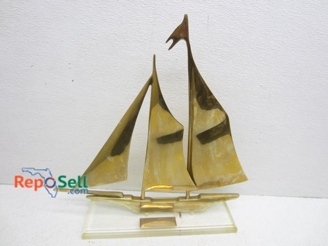 Lot 31-5274 - Brass Sailboat on Stand 15.5" x 17H x 4