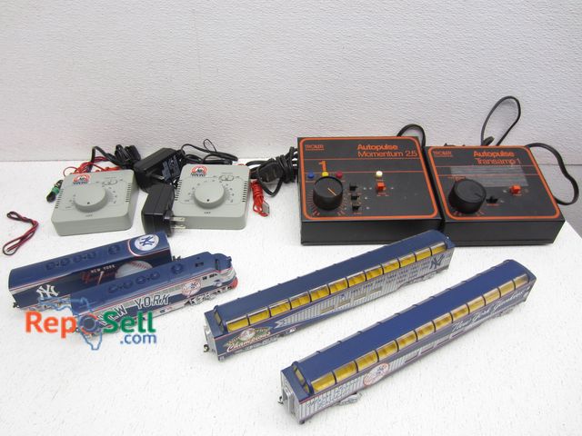 Lot 31-5094 - Toy Train Collectibles