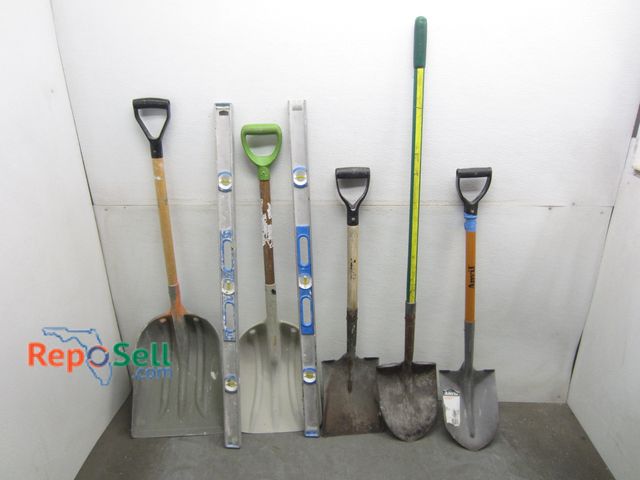 Lot 31-8536 - Hand Tool Lot: (5) Shovels (Various Sizes, 2 Hard Plastic, 3 Metal) And (2) Levels