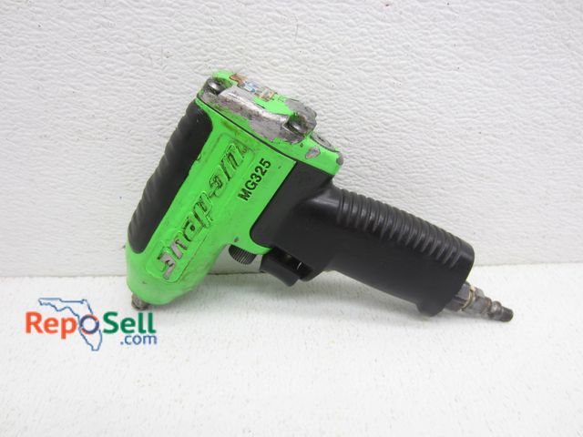 Lot 31-8102 - Snap-On Air Hammer #MG325 - Ran When Tested/Powered On