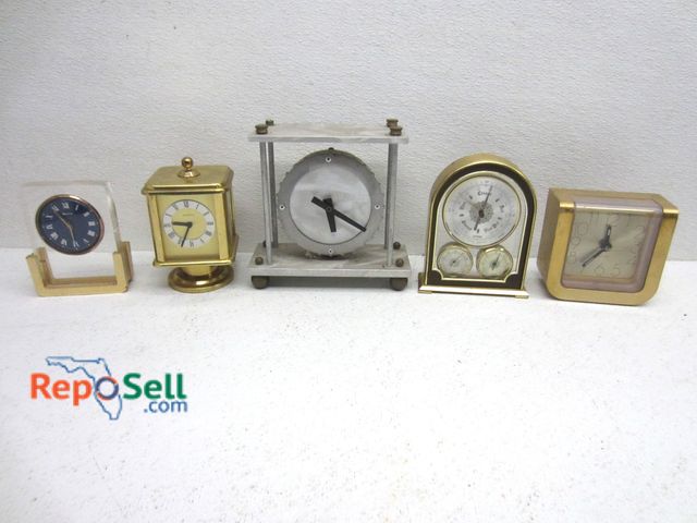 Lot 31-9173 - (4) Clocks And Hager Barometer: (2) Bulova, Hampton etc - Untested